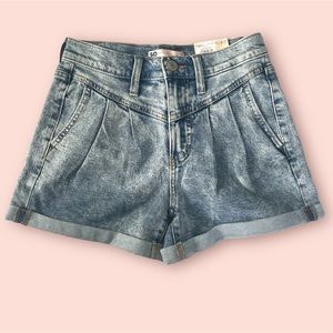 So 1980s Styled High Rise Mom Shorts